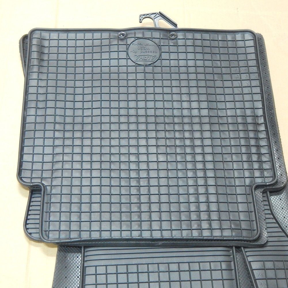products/1115/w220 s klasa gumene patosnice.jpg - TIPSKE AUTO PATOSNICE Mercedes S class W220 1995-2005 - Xenon Svetla Beograd